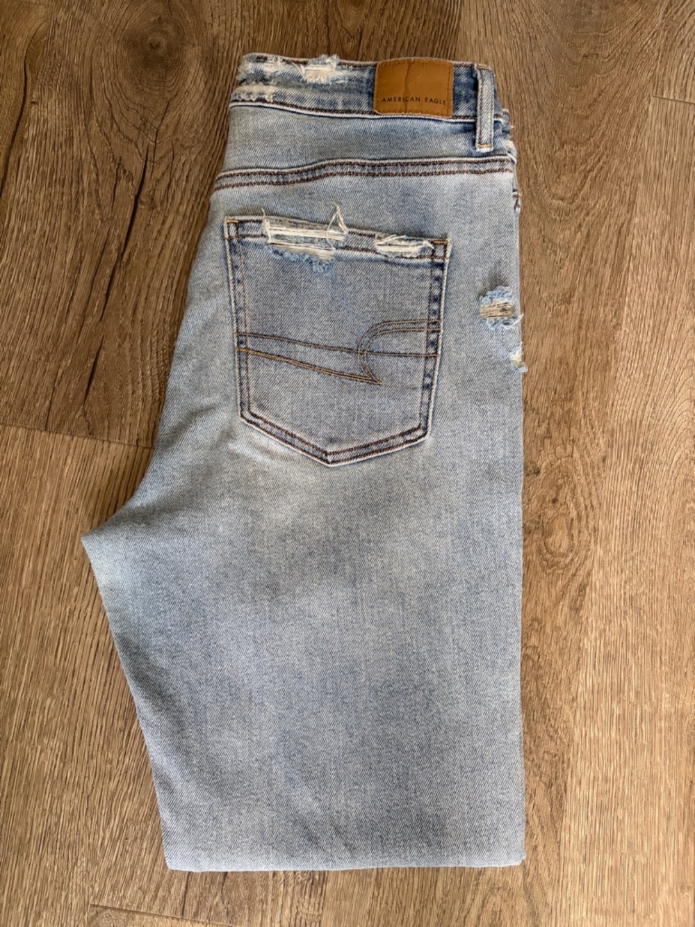 American Eagle Light Blue Distressed Stretch Mom Jeans